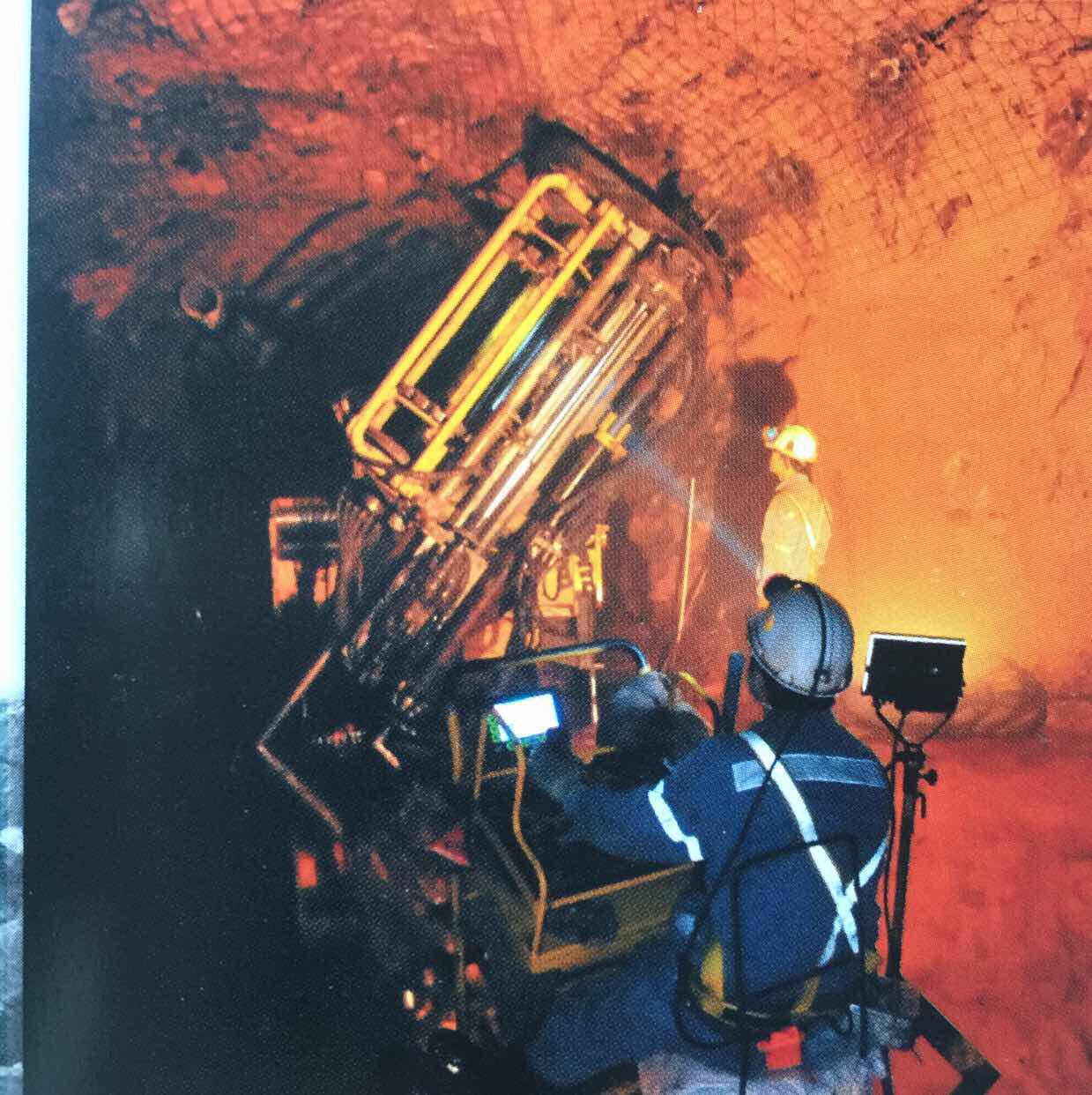 Remote control mining equipment_radio remote control system drill jambo__drill jumbo_line of sight_underground mining_HOT Mining_kyle