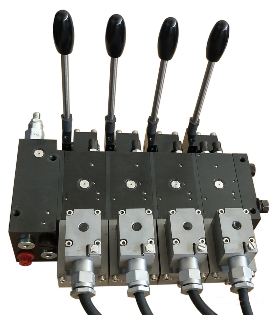 the-multi-way-directional-valves
